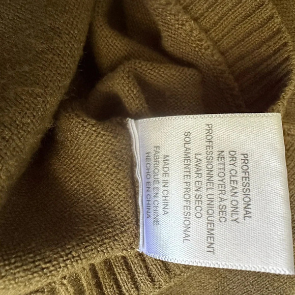 Sachin & Babi Mara Knit Long Sleeve Cropped Shirt. Size Large. - Picture 8 of 8